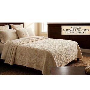 B. Altman & Co VTG Crewel Coverlet Full Bedspread Cotton Cream Chain Stitch